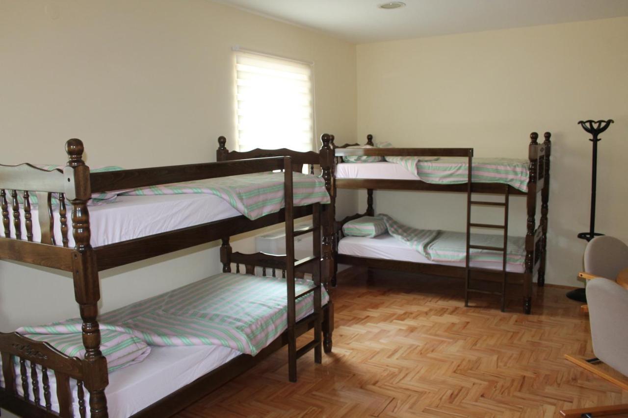 Hostel Teresianum Aleksinac Bagian luar foto