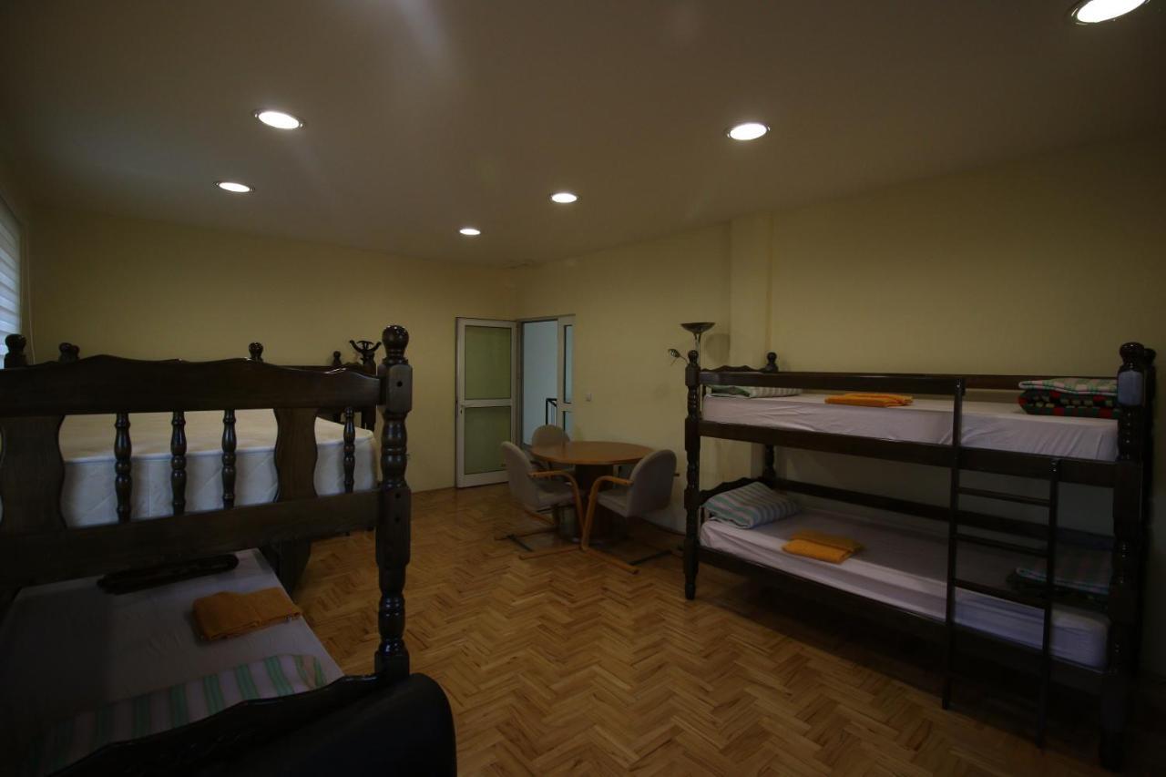 Hostel Teresianum Aleksinac Bagian luar foto